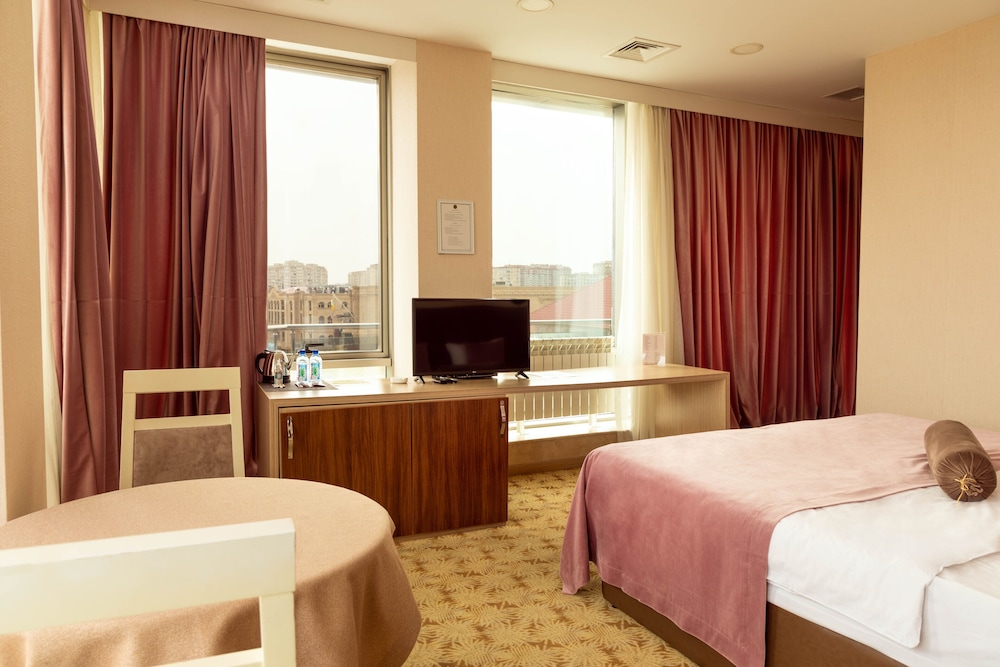 Deluxe Double or Twin Room photo 1