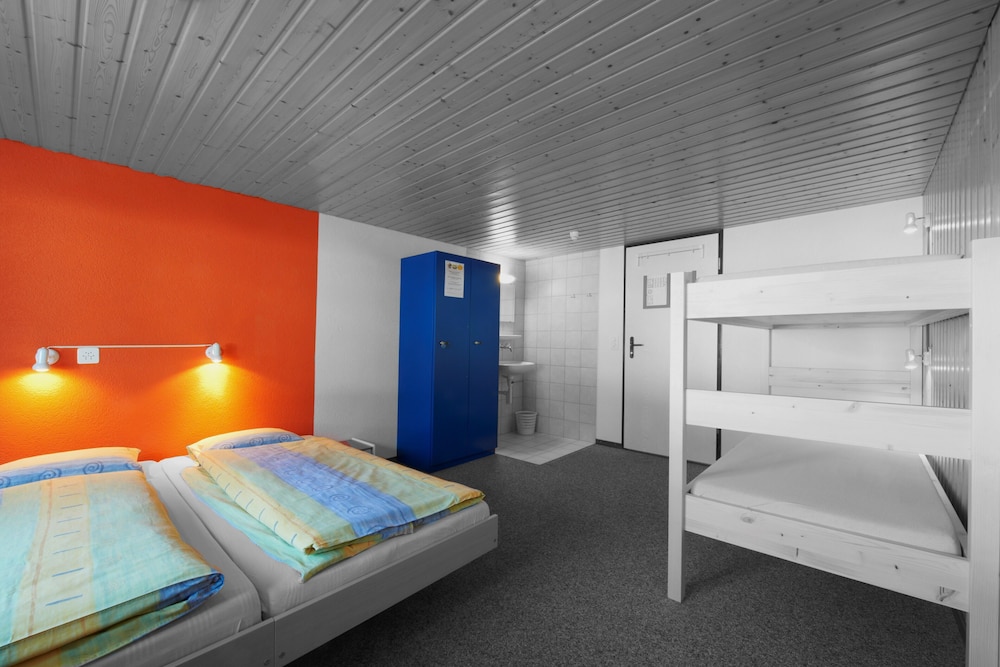 Quadruple Room, Shared Bathroom, Mountain View photo 1