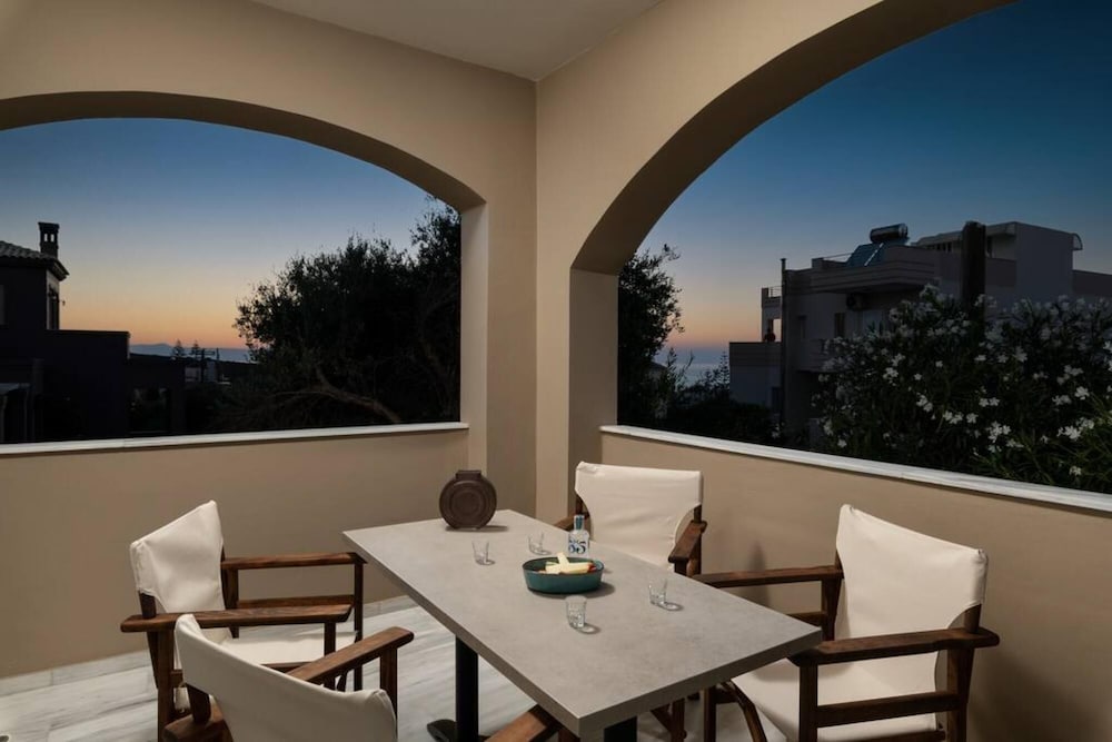 Villa photo 1