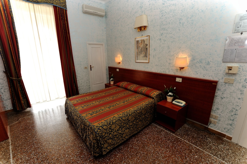 Superior Double Room, Sea View photo 2
