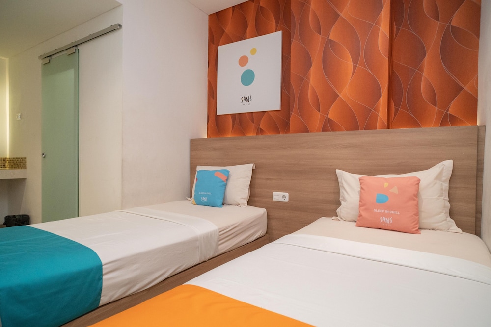 Deluxe Twin Room - Photo 12