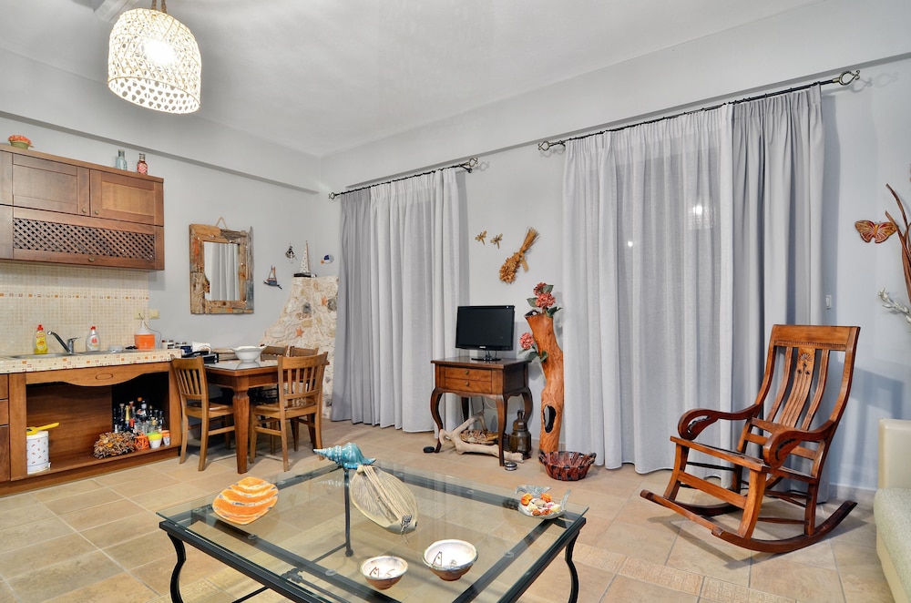 Apartment, 1 Bedroom, Sea View photo 2