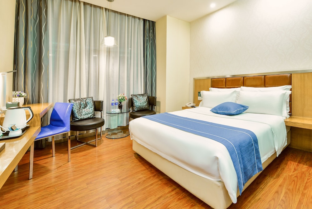 Classic Room, No Window (Mainland Chinese Citizen Only) - Photo 1