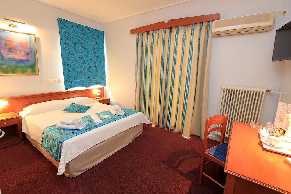 Standard Double or Twin Room photo 2