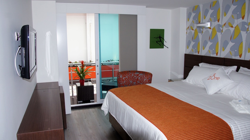 Standard Double Room - Photo 3