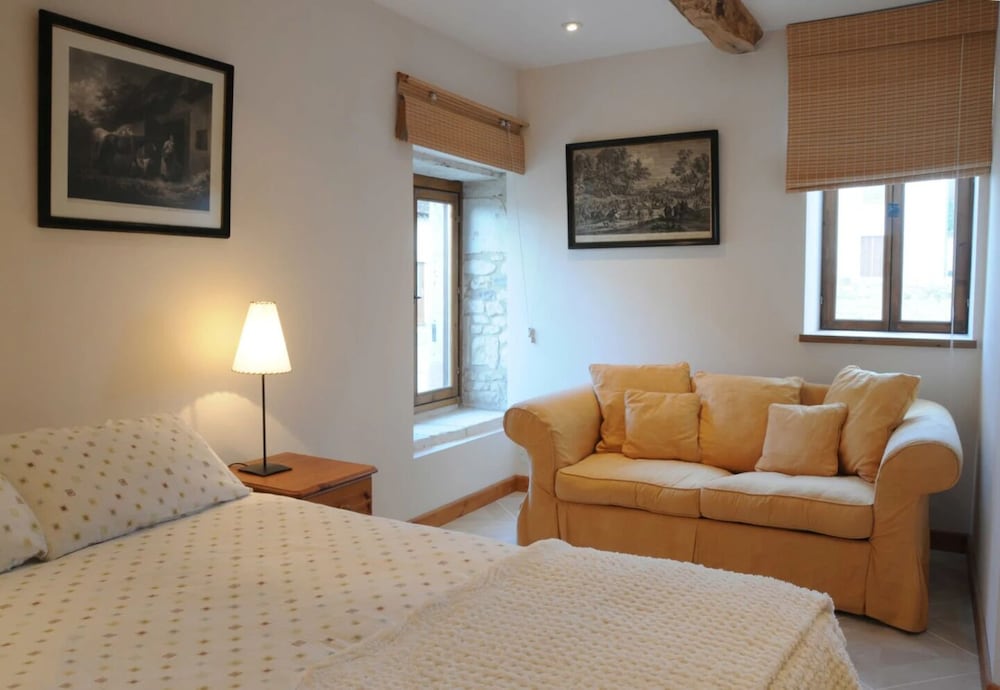 Comfort Cottage, Garden View