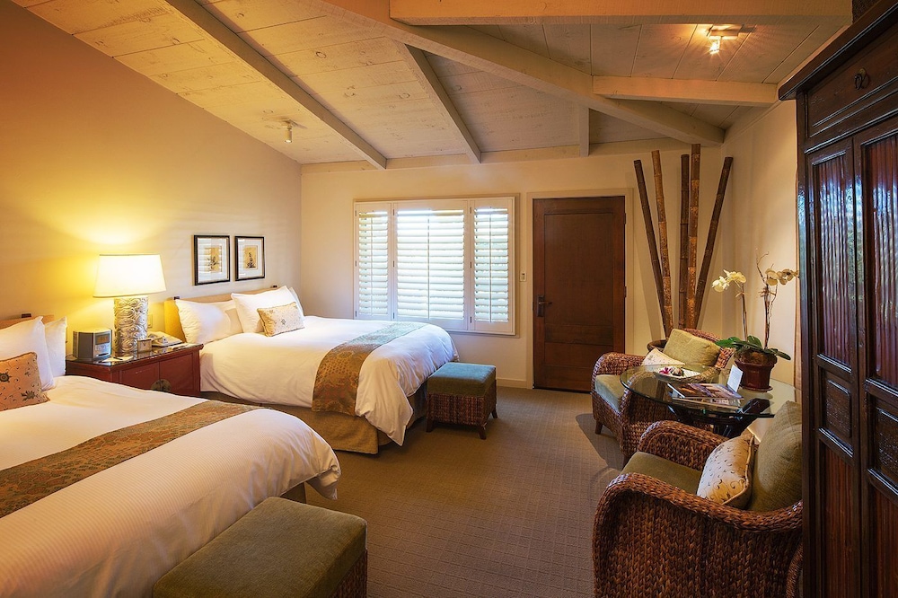 Queen Queen $50 per guest over 2 guests