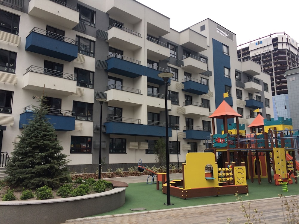 Hotel Building