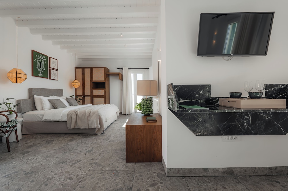 Superior Room, Sea View - Photo 2