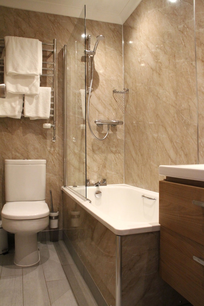 Standard Triple Room - Photo 5