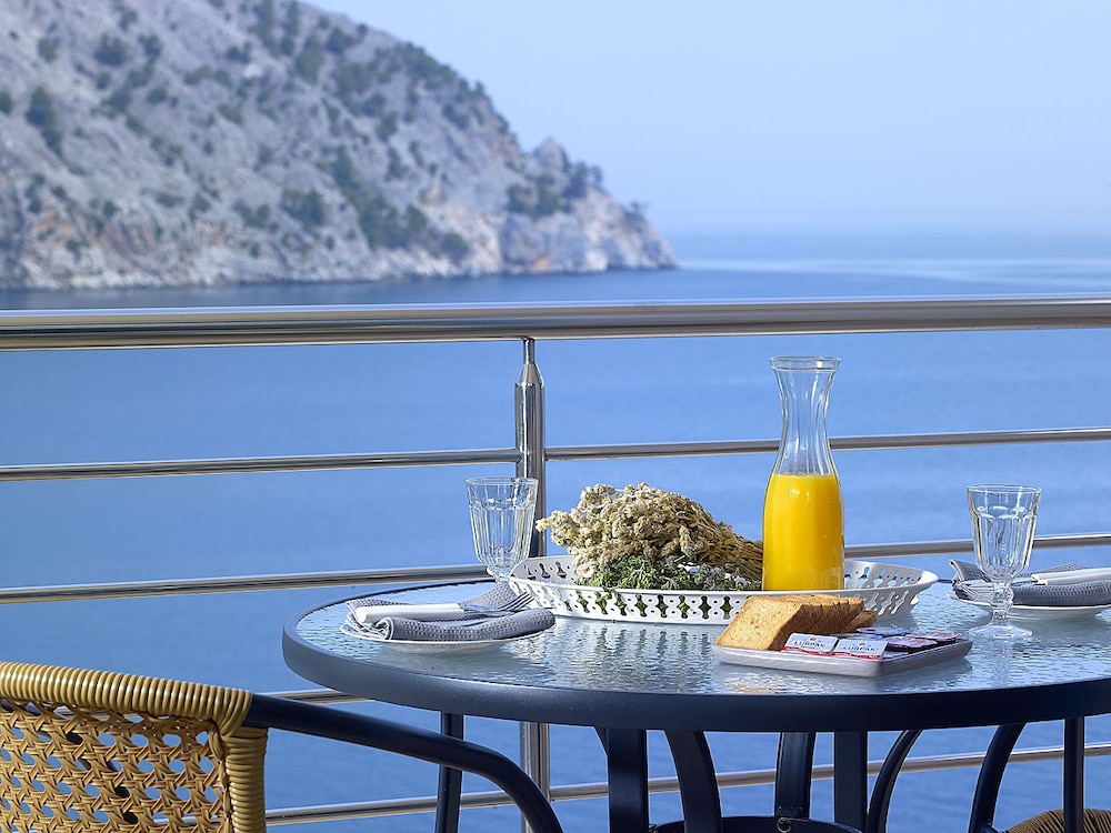 Family Suite, 2 Bedrooms, Sea View photo 3