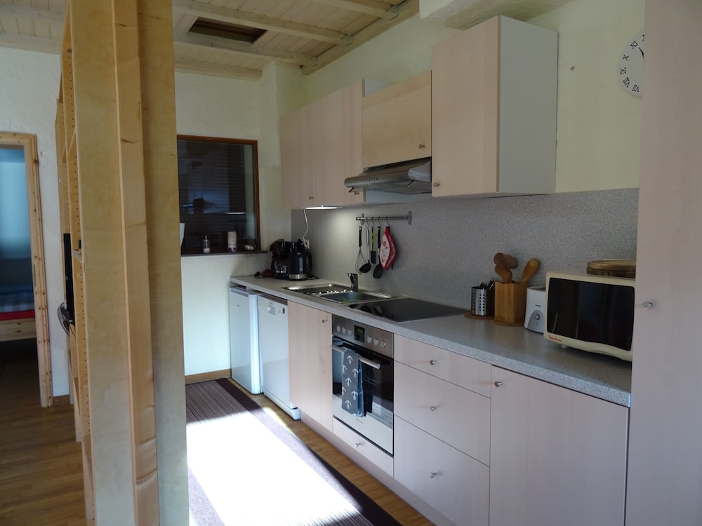 Family Apartment photo 3