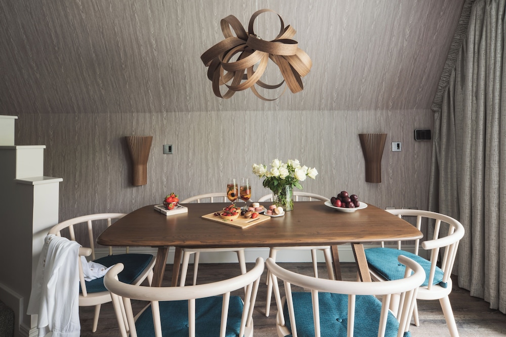 Luxury Chalet, 3 Bedrooms, Marina View photo 3