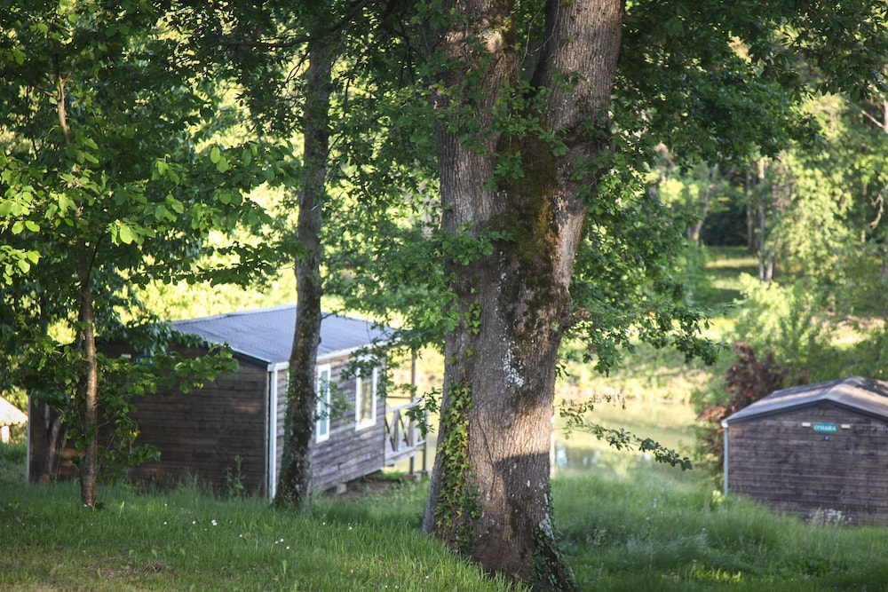 Standard Mobile Home - Photo 9