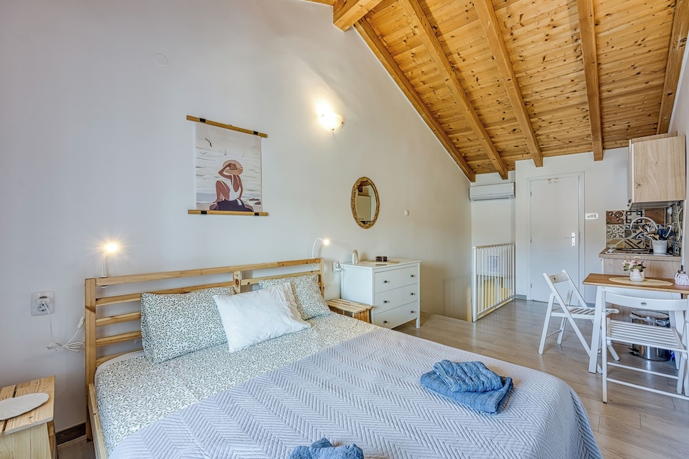 Family Studio, Sea View, Sea Facing (Lasta 30 Lošinj Town Studio)