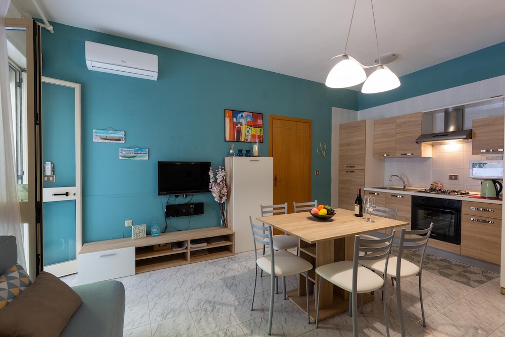 Villa photo 2