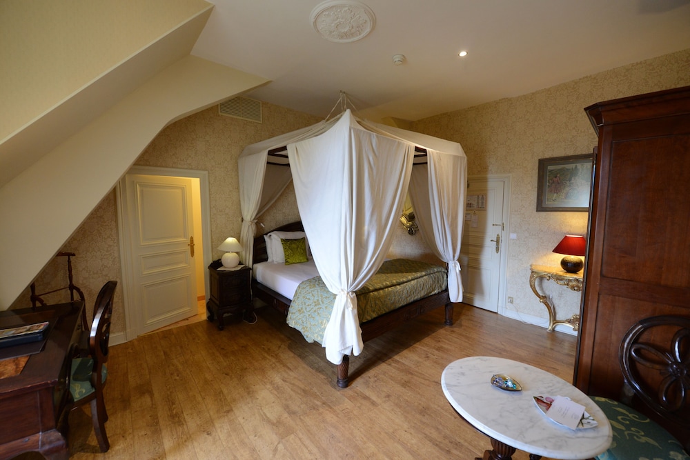 ELEGANCE Room photo 3