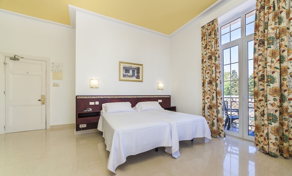 Double Room Single Use