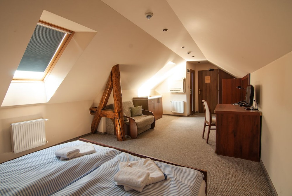 Standard Double Room, 1 Queen Bed photo 3