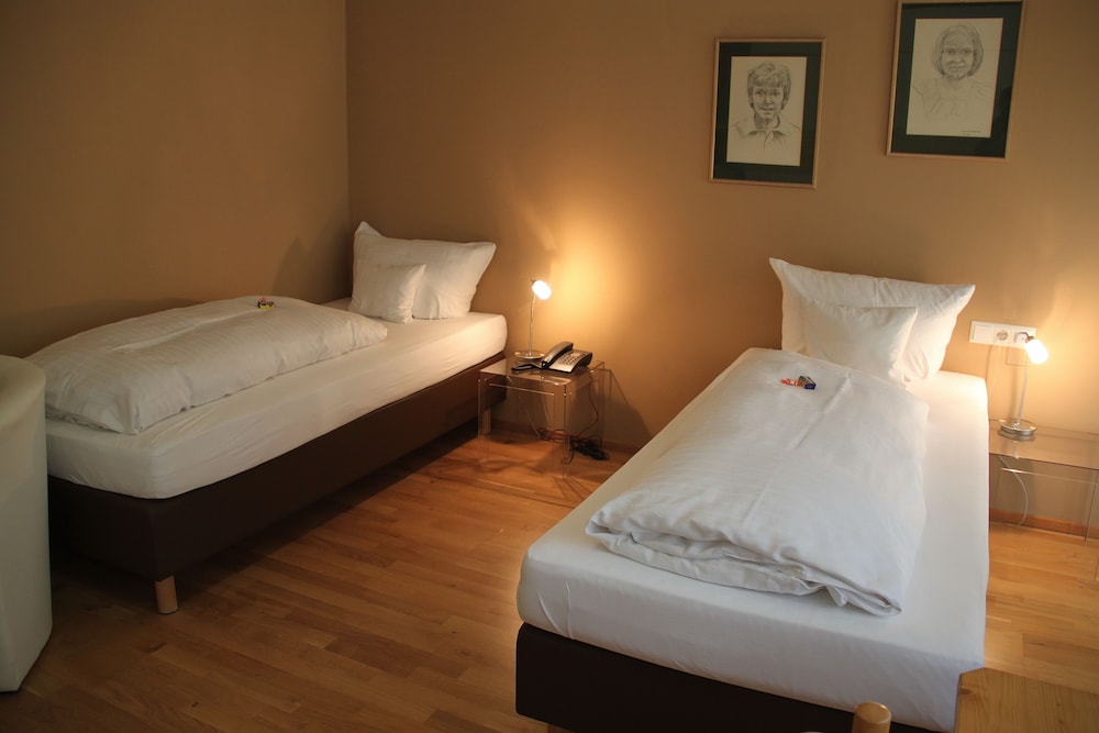 Classic Triple Room, Non Smoking, Park View