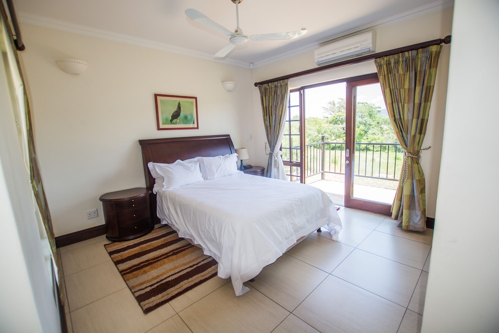 House, 4 Bedrooms (Self-Catering Number 130) photo 3