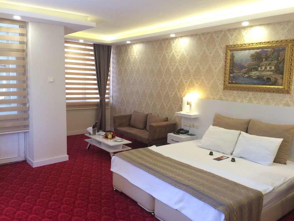 Deluxe Double Room, Balcony photo 1
