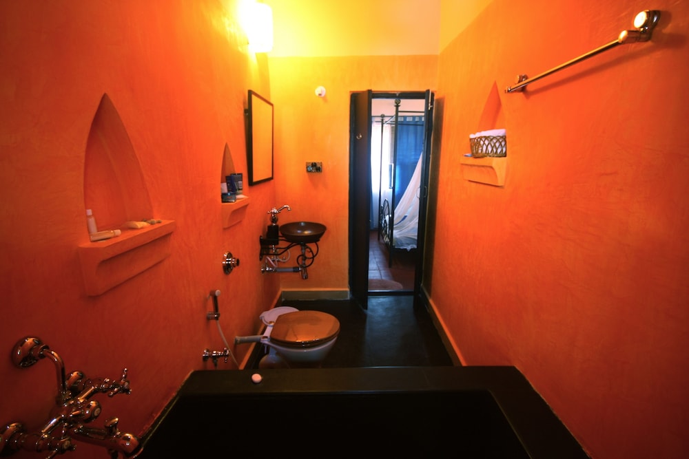 1 Bedroom Cottage Suite - Photo 7
