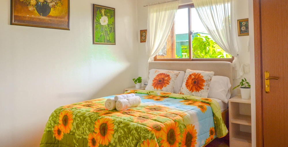 Standard Deluxe Room photo 1