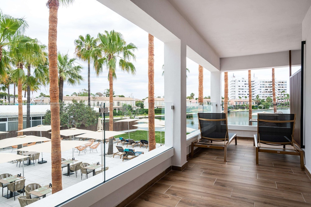 Suite, Balcón