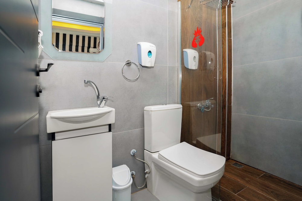Standard Double or Twin Room photo 2