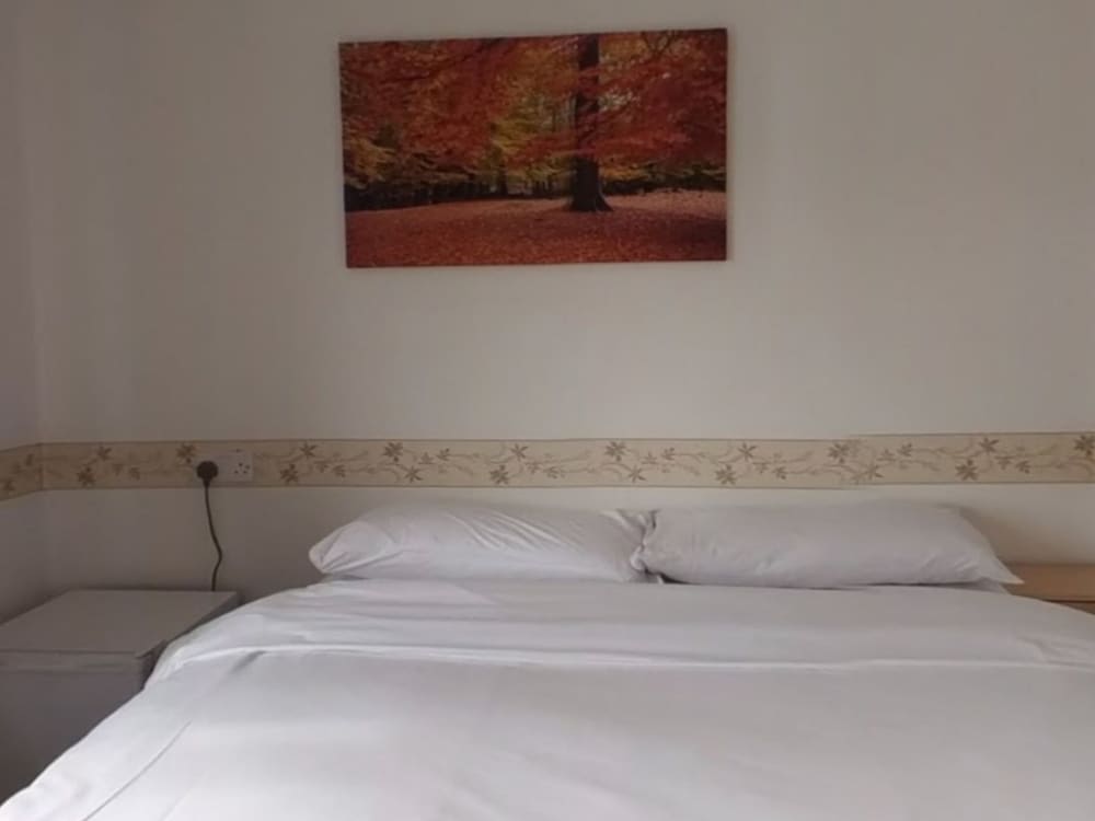 Standard Double Room, Private Bathroom (Room 813)