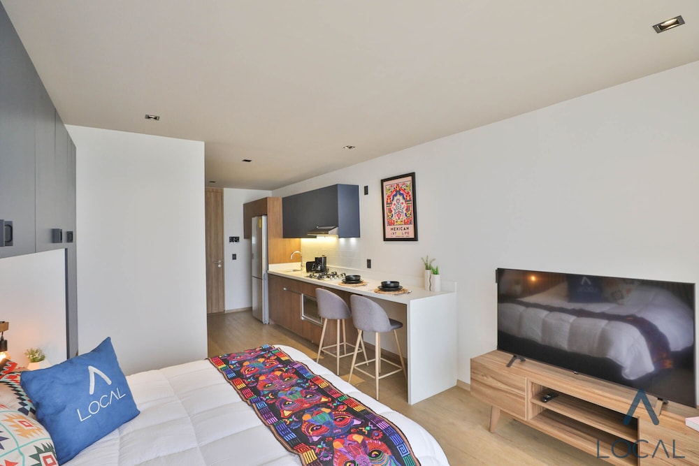 Executive Studio Suite, 1 Queen Bed photo 2
