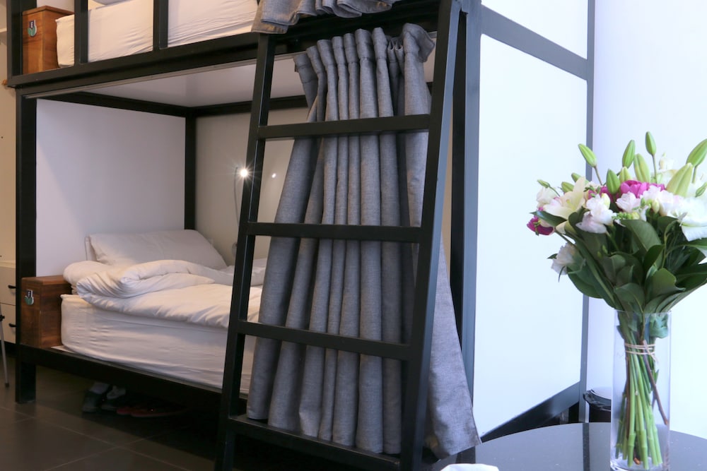 Shared Dorm (Men): 1 room: 6 single bunk beds for 6 persons, amenities not included photo 2
