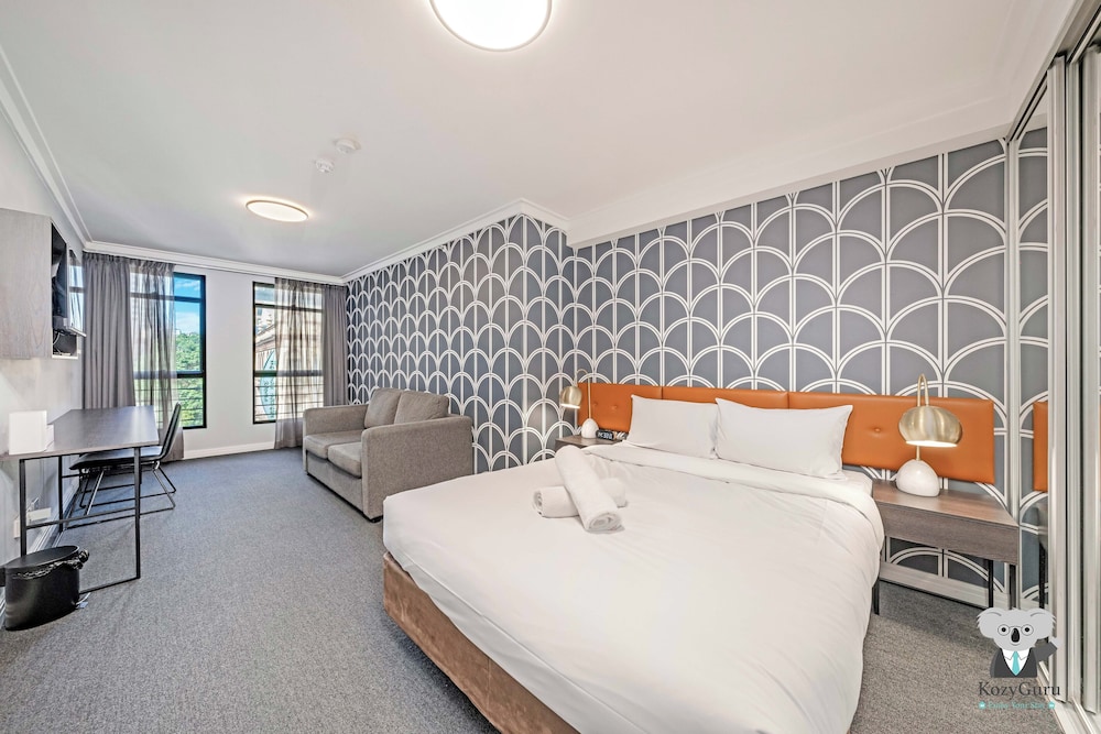City Studio, 1 Queen Bed