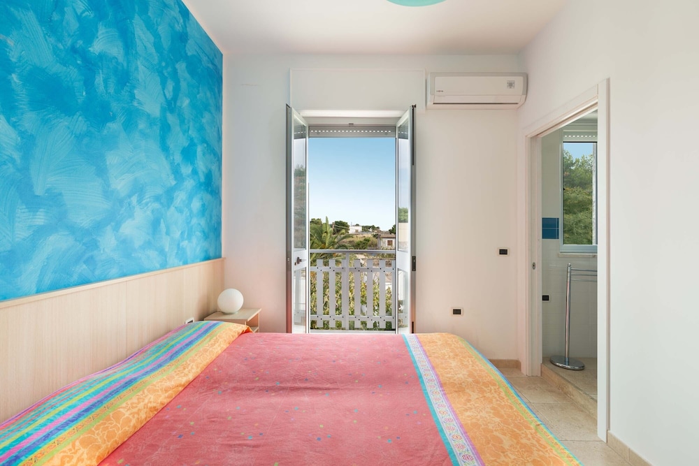 Basic Apartment, 3 Bedrooms (Casa Lu Sule)