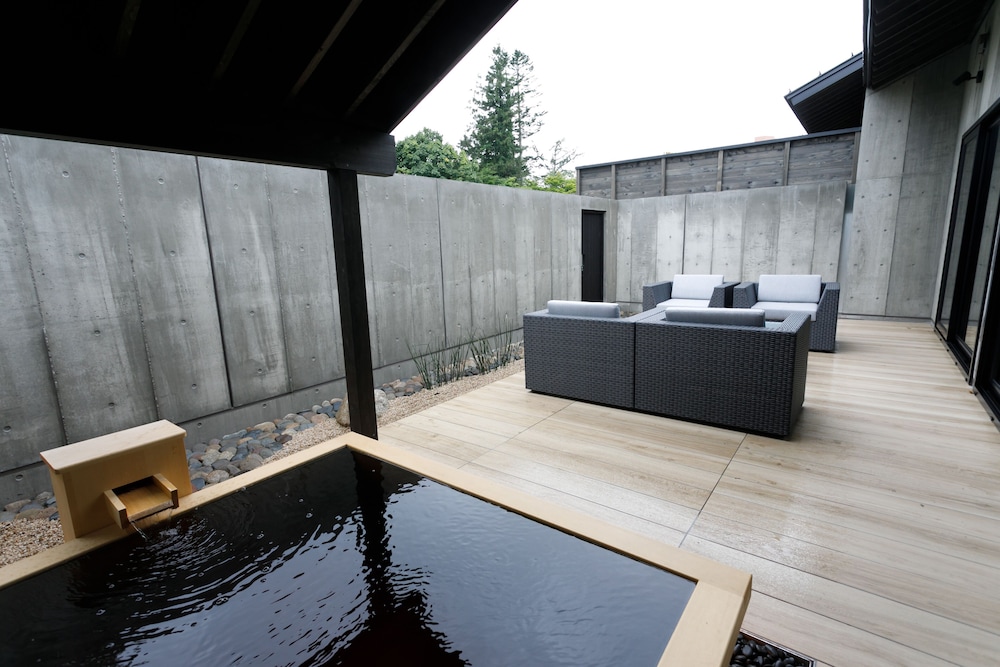 Executive Twin Room with Open Air bath - Non-Smoking photo 3