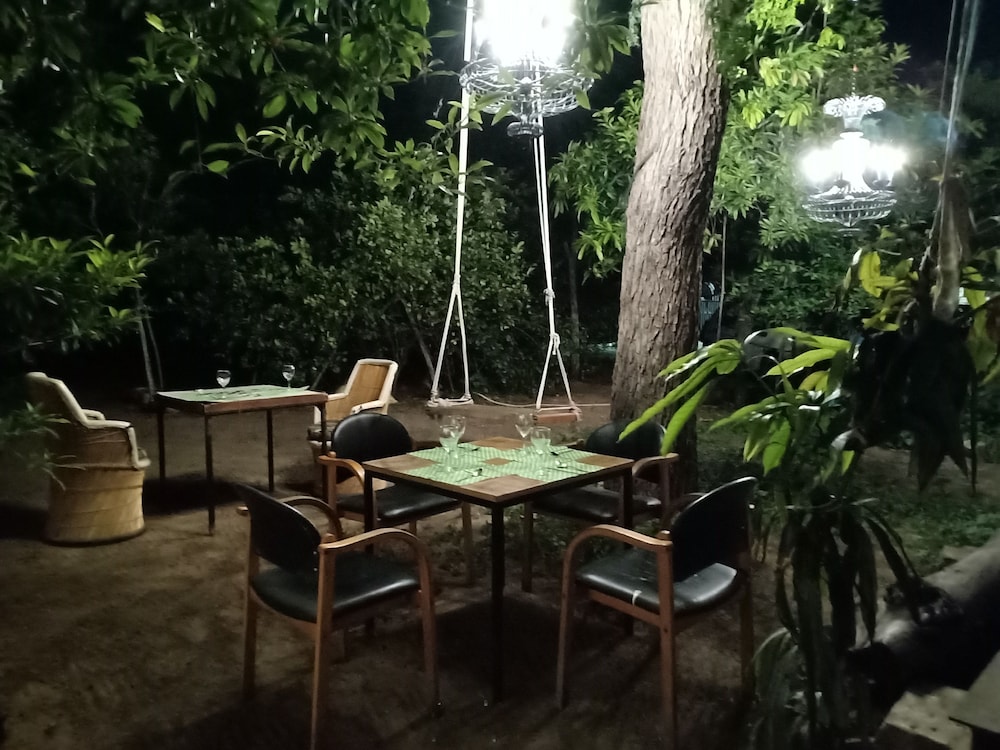 Luxury Tent, 1 Bedroom, Private Bathroom, Garden View photo 2