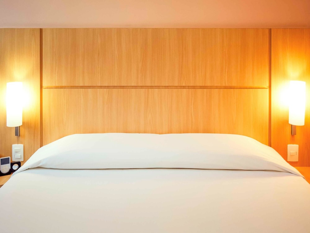 Room, Multiple Beds