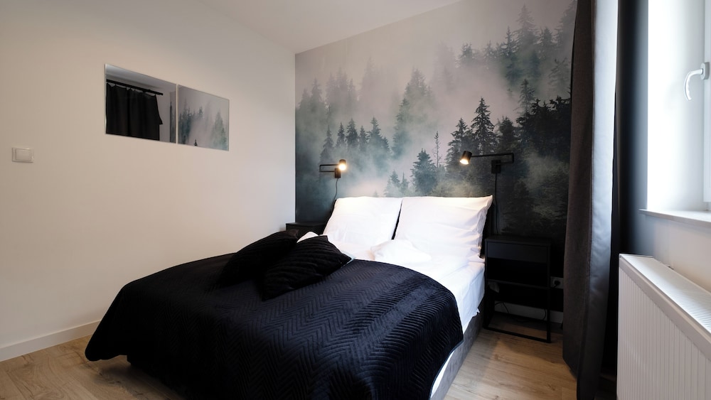 Apartment (B7) photo 2