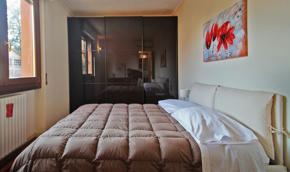 Apartment, 1 Bedroom, Balcony photo 3