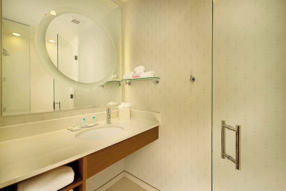 Room - Photo 5