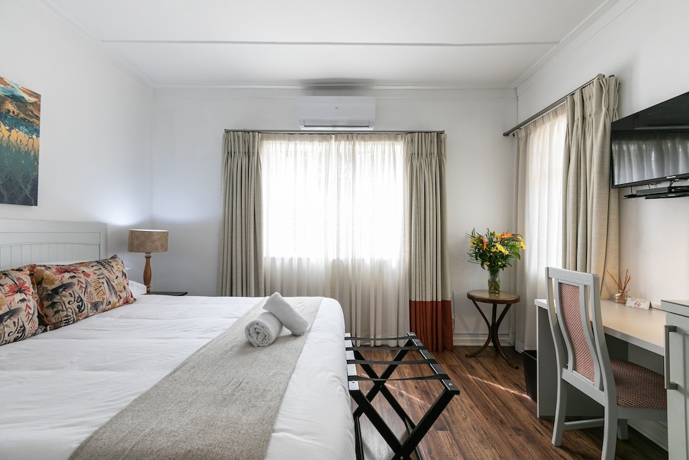 Economy Double or Twin Room photo 2