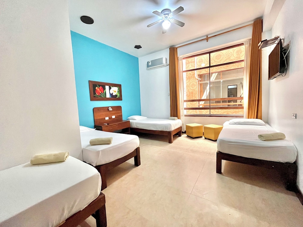 Family Quadruple Room photo 1