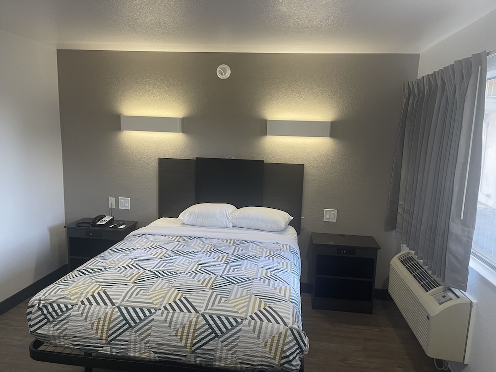 Deluxe Room, 1 Double Bed, Accessible, Non Smoking photo 2