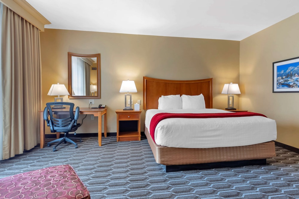 Suite, Multiple Beds, Non Smoking photo 3