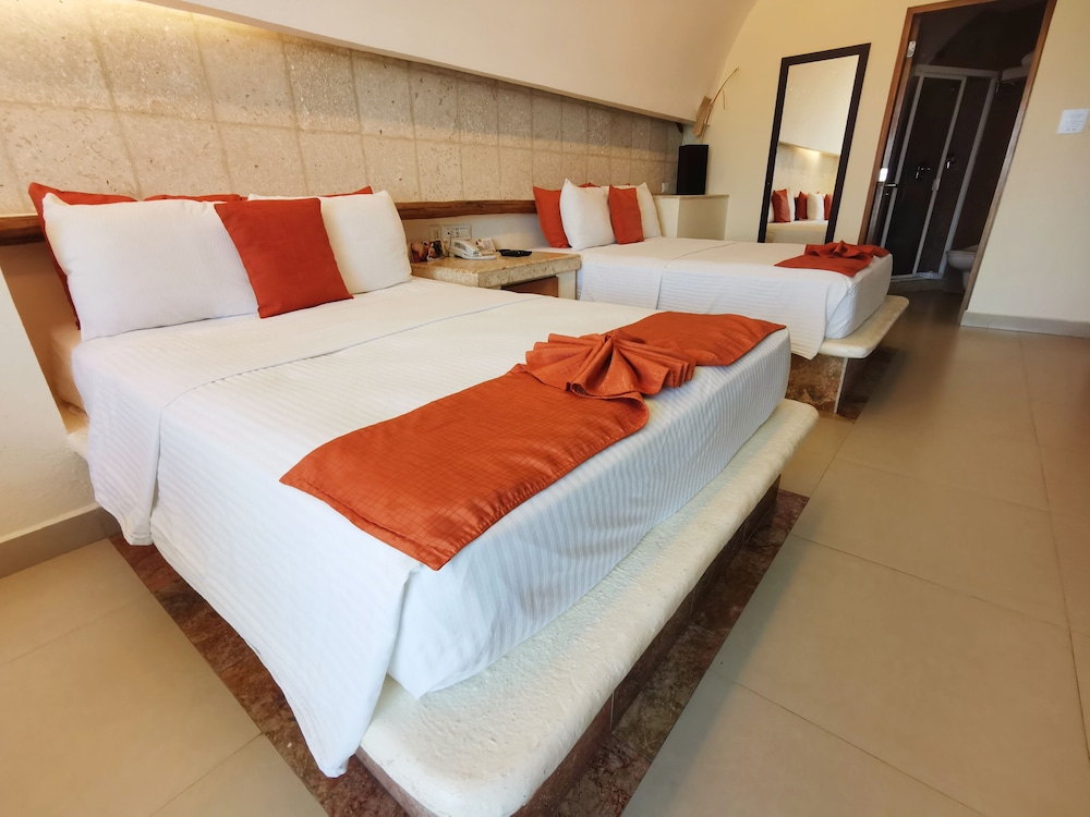 Junior Suite, Ocean View - Photo 1