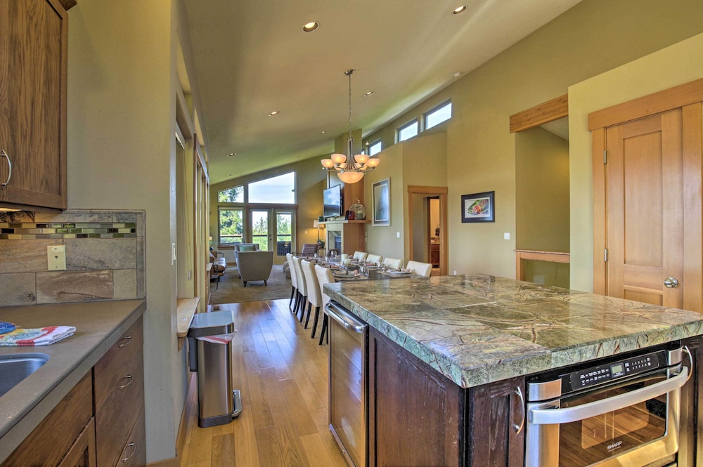 House (4 Bedrooms) photo 2