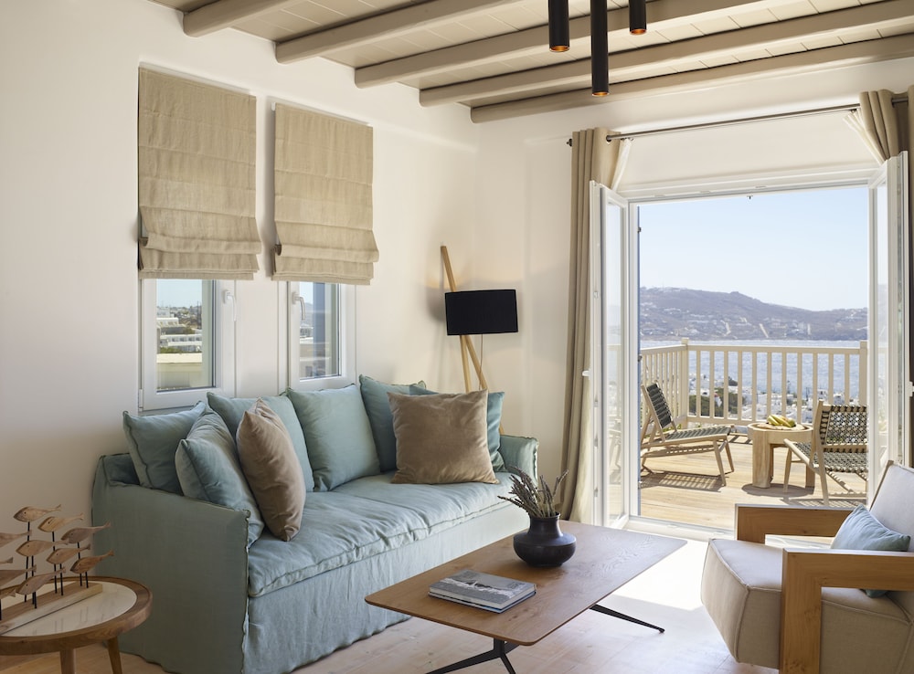 Kynthia Suite photo 3