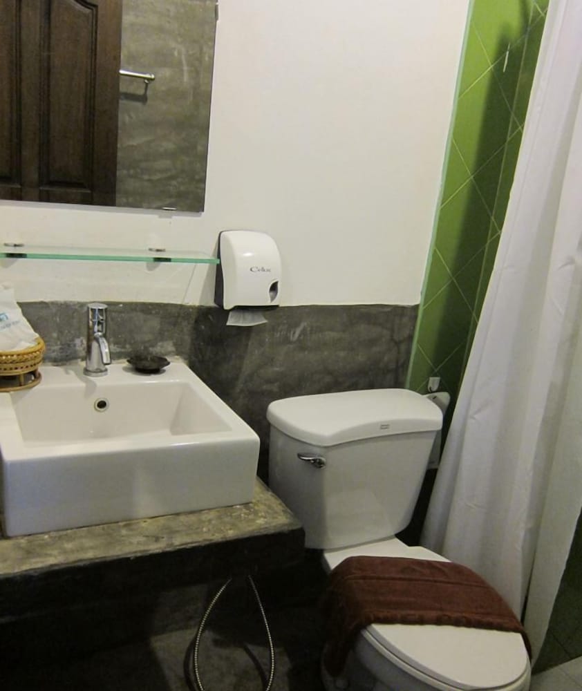 Deluxe Room (Pool Side) photo 3