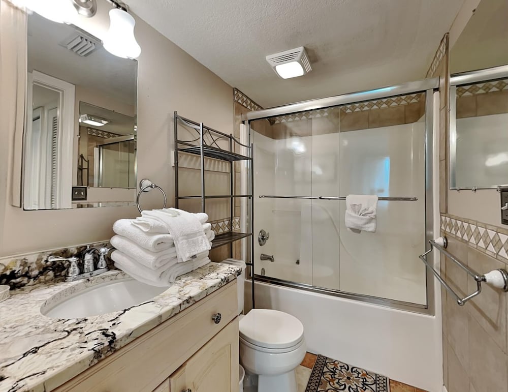 Condo, Multiple Beds, Balcony, Ocean View (#303 - No Pets) photo 3